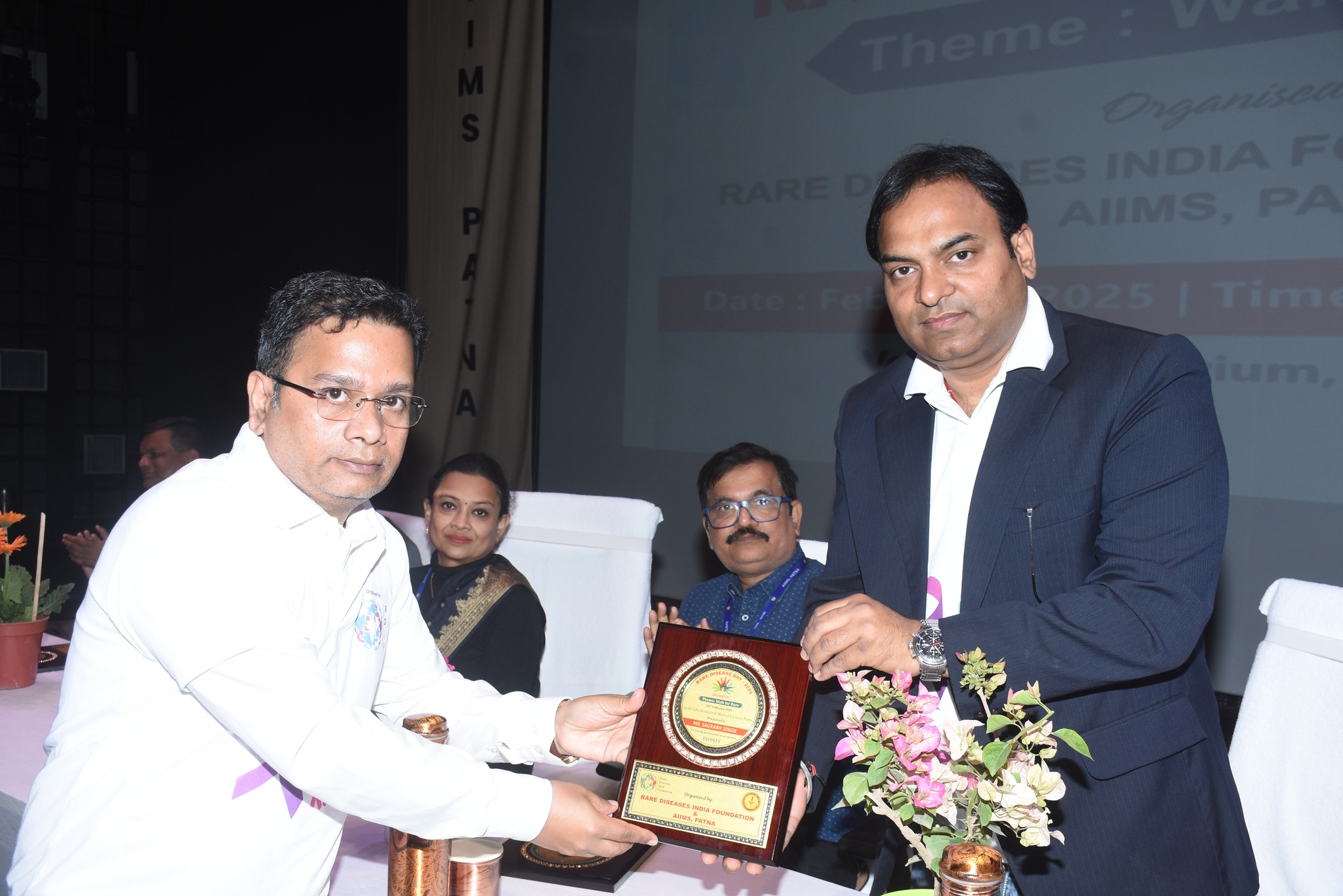 The concluding group photo of the Patna Rare Disease Day event.